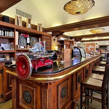 The Pucic Palace Otel 5*